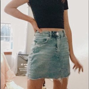 ✨Distressed Edge Skirt✨